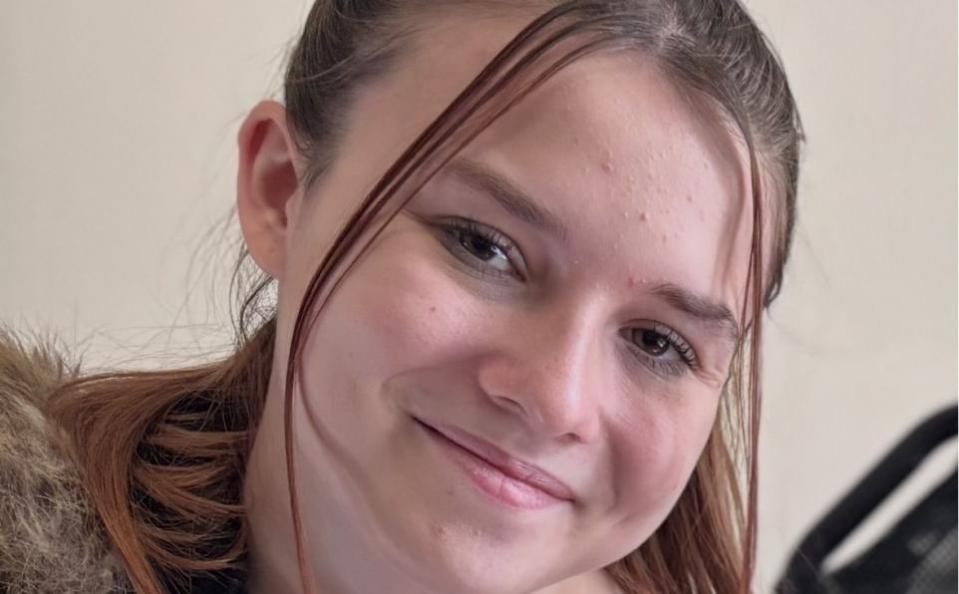 Headshot of Brooke, 16, who has been reported missing.