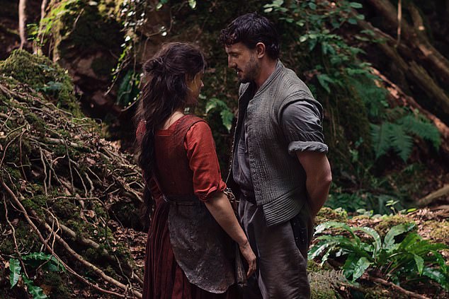 Hamnet dramatises the marriage between Anne Hathaway (Jessie) and William Shakespeare (Paul Mescal), and the impact of the tragic death of their 11-year-old son Hamnet on their relationship, which inspired Shakespeare's play Hamlet