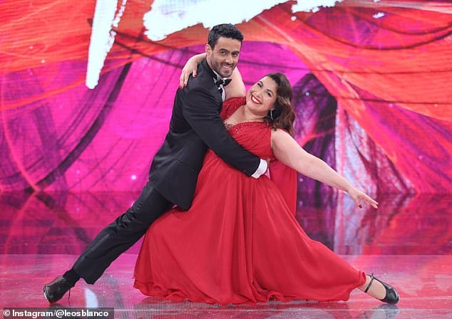 Brazilian actress Mariana Xavier paid tribute to Blanco, her dance teacher on Danca dos Famosos in 2017