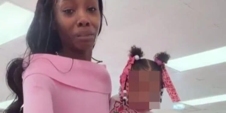 Mum sobs in empty room after ‘not one person’ showed up to her young daughter’s birthday party in ‘heartbreaking’ video