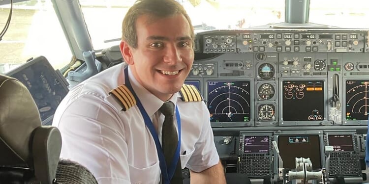 Ryanair pilot's wife shares heartbreaking grief after husband was killed in horror M62 crash as HGV driver jailed