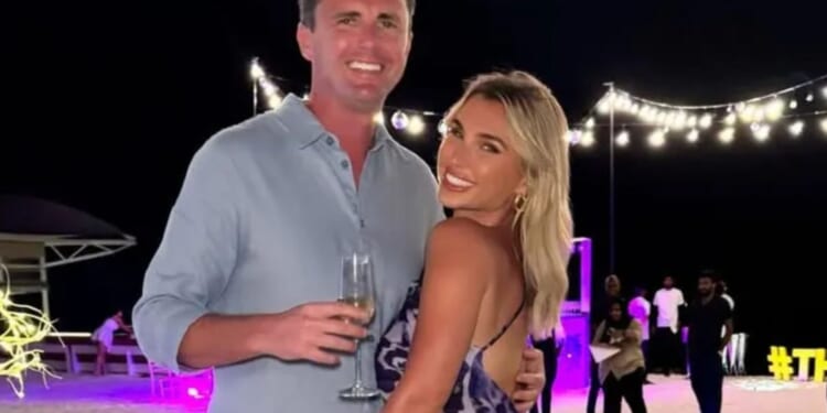 Billie Faiers holiday-shamed for ‘flashing the cash’ as she boasts about £610 a night Maldives trip