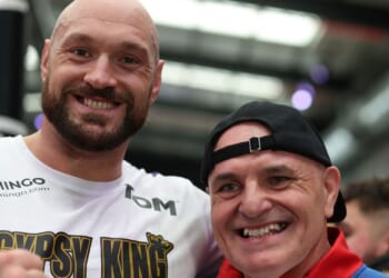 Tyson Fury's dad ready to return to his camp as he makes worrying claim about Gypsy King ahead of fight return