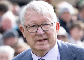 Sir Alex Ferguson receives offer to go on controversial podcast as Man Utd legend keeps Chelsea icon waiting