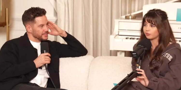 Scarlett Thomas hits back at trolls who accuse her of dressing ‘inappropriately’ and ‘growing up too quick’