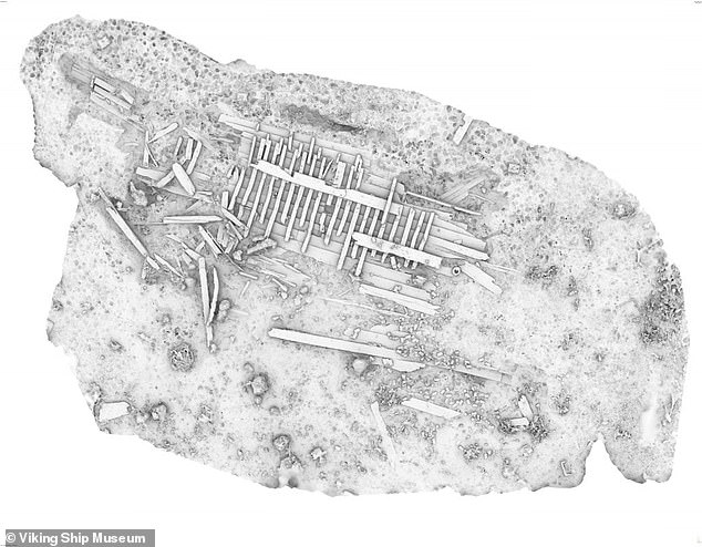 It is estimated to be about 28 metres in length, nine metres wide and six metres high, capable of carrying around 300 tonnes (300,000kg) of cargo