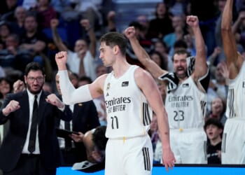 NBA chief confirms talks with Real Madrid and Co with basketball to expand into Europe... and Man Utd could be involved