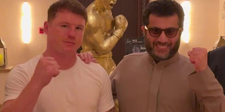 Canelo Alvarez announces return to boxing in 'Mexico against The World' event in September