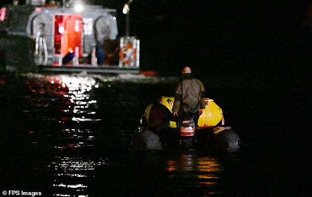 The German SC50 was placed on a small RIB boat with a floater and heaved into the middle of the sea