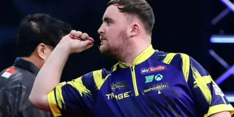 'Target will be fuming' - Luke Littler ditches new darts mid-match just days after signing record £20m deal