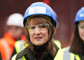 Landlords vow to keep Labour MPs barred from pubs unless Rachel Reeves delivers fair business rates deal