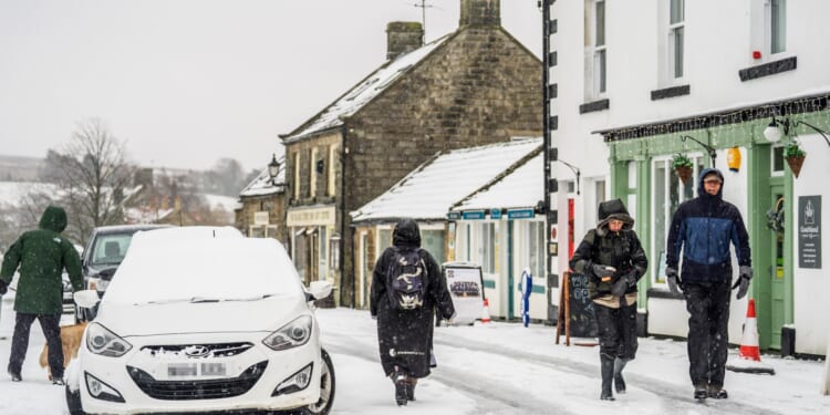 Met Office reveals when snow is likely to hit next after Storm Goretti battered UK with 100mph winds