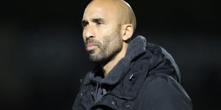 Ex-Man Utd goalkeeper Lee Grant SACKED by League One club after horror run of results