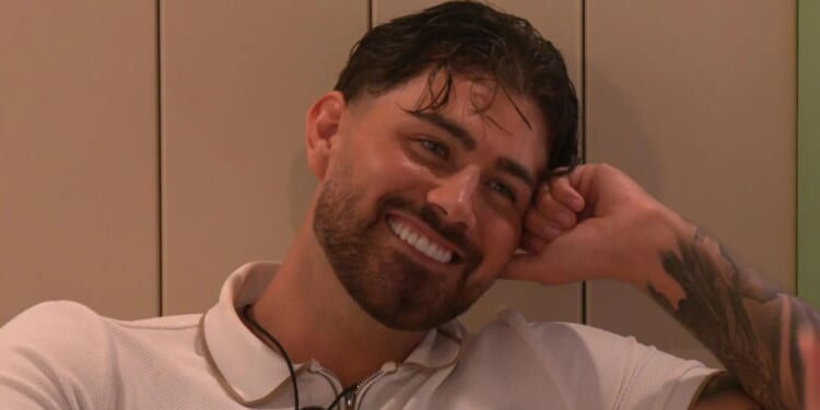 Love Island villa to be shocked to the core as THREE bombshells prepare to enter the villa amid tense recoupling