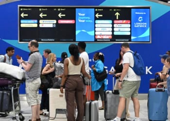 UK travel company closes down after going bust 