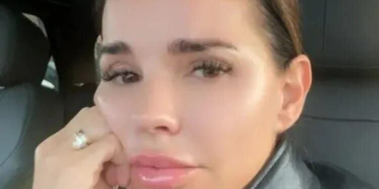 Tanya Bardsley shares ‘another sign’ she’s ‘going round the bend’ as her ‘perimenopause brain’ leaves her ‘so confused’