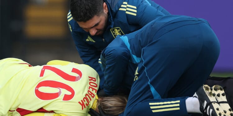 England goalkeeper Ellie Roebuck left with gruesome injury after taking kick to the face in FA Cup clash