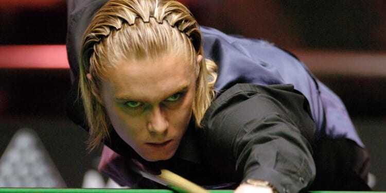 Who was snooker legend Paul Hunter and what was his cause of death?
