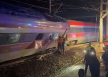 At least two dead and several injured after two trains derailed in Spain