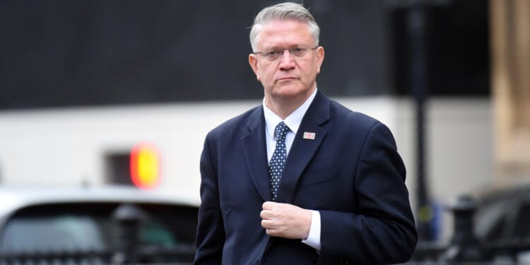 Tory MP Andrew Rosindell defects to Reform days after Robert Jenrick's high-profile exit