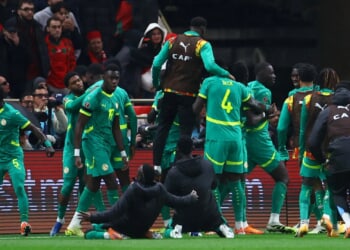 Pape Gueye fires in extra-time winner after players hauled off in protest at controversial penalty