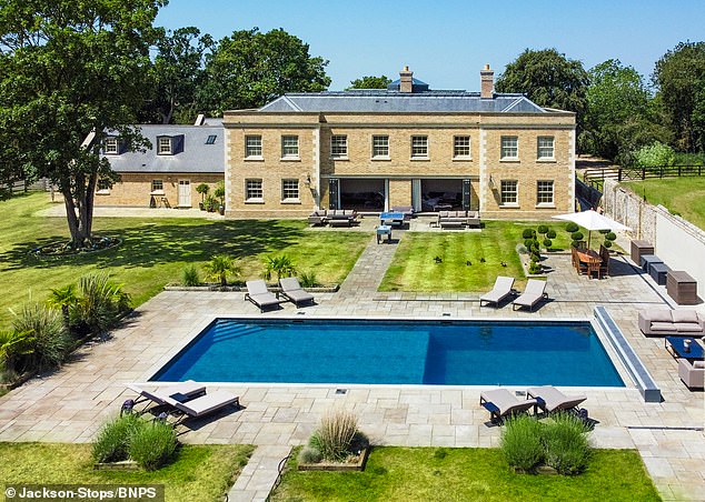 Racing fans can rent the impressive country house of superstar jockey Frankie Dettori for £15,000 a month