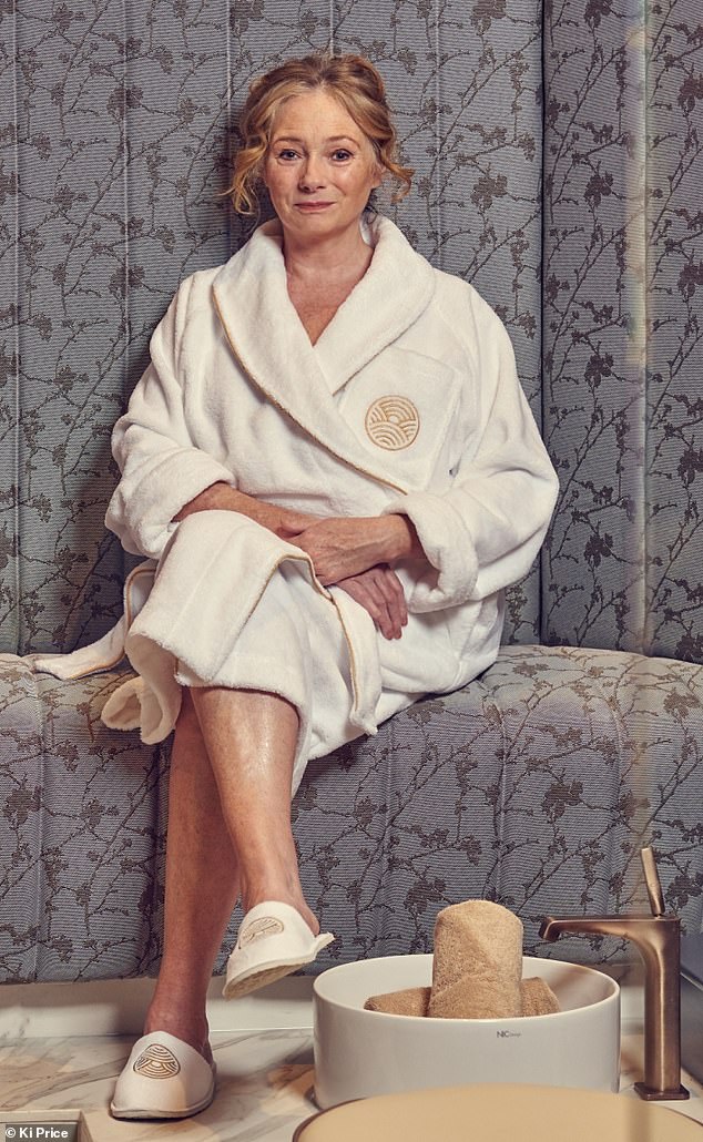 Jane found that the amount of weight she lost varied week to week, losing as much as nine pounds to nothing