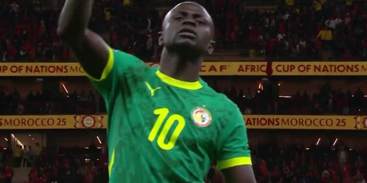 'Play at all costs' - Sadio Mane reveals how he led Senegal back onto pitch in Afcon final as boss Pape Thiaw apologises