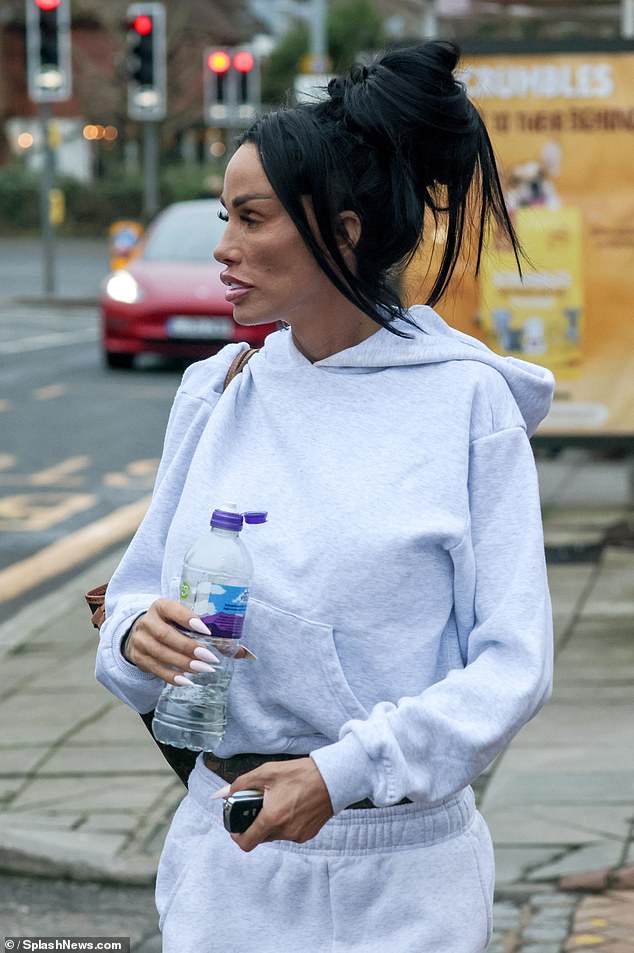 And her fans are now urging the mother-of-five to seek help, saying she is 'worryingly thin' and is 'looking really poorly'