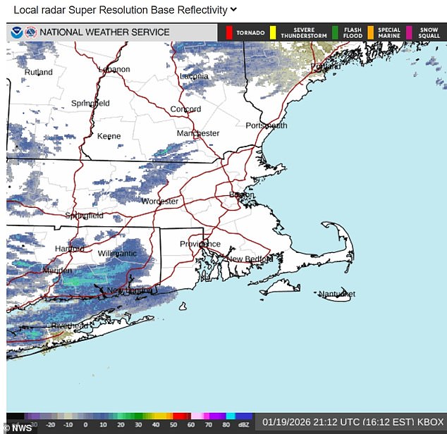 Arctic air from Canada is set to sweep down over the weekend, with the southern storm whipping up toward the Mid-Atlantic states