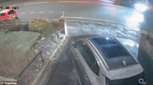 The point of impact (top right) between the two cars appears to show the red Seat travelling on the wrong side of the road at speed