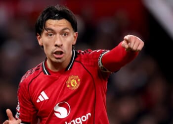 What did Paul Scholes and Nicky Butt say about Man Utd star Lisandro Martinez?