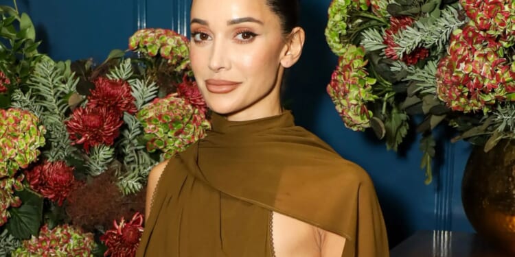 ‘I wanted to rip my face off’ Damien Hirst’s ex Roxie Nafousi reveals cocaine withdrawal & ‘dark months’ while pregnant