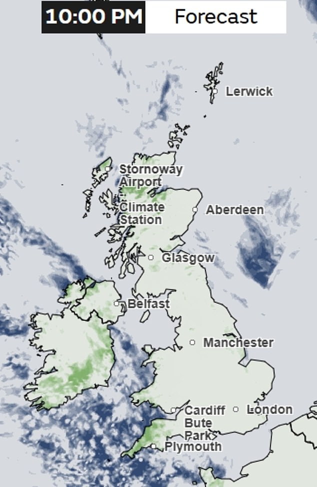 The Met Office cloud cover forecast was not looking great for stargazers in most of the UK on Tuesday