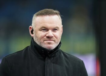 Wayne Rooney needs just 'half a second' to say how match between 2008 Man Utd side and Arteta's Arsenal would play out