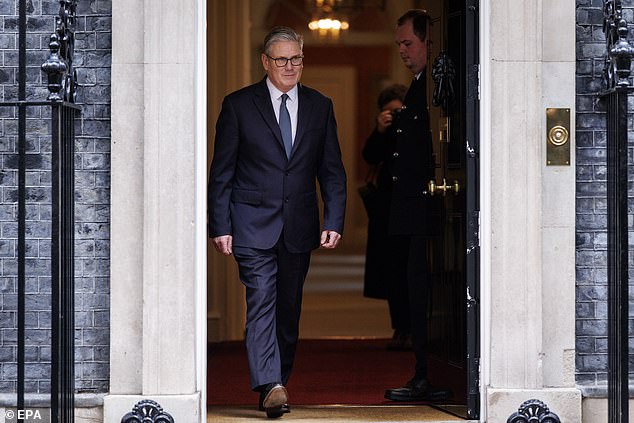 Keir Starmeris pushing ahead with the Chagos Islands giveaway today despite Donald Trump's opposition and a revolt by Labour MPs