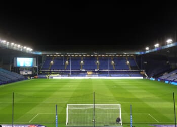 Crisis-hit EFL club 'in talks over hosting world-title fight' at 35,000-capacity stadium