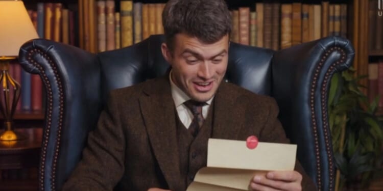 Traitors' Matthew's shocked reaction to who Traitors are before issuing groveling apology to Jessie