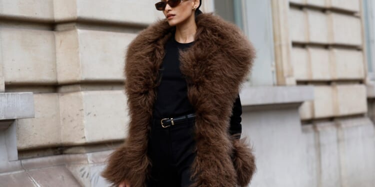 The ⅔ rule is TikTok's viral trick to get ready quickly in the morning & it’s super easy to follow