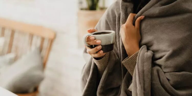 ‘Save heating costs’ with EXCLUSIVE code to get 43% off heated throw this weekend