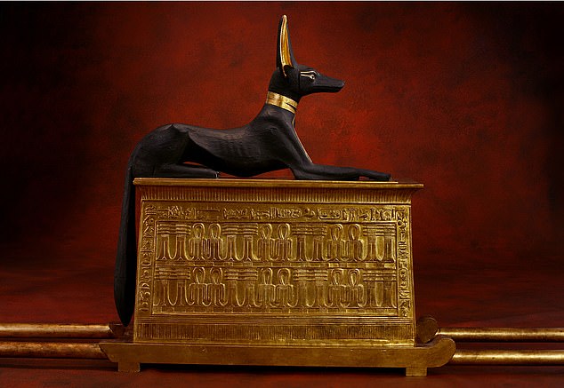The theory pointed to ancient Egyptian chests, noting how similar they are to the Ark