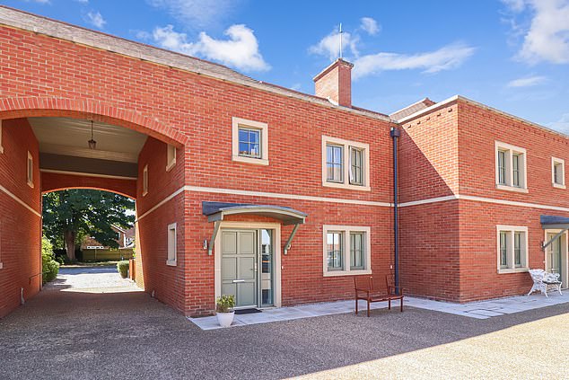 The village offers a number of social activities, including quiz nights and cinema screenings