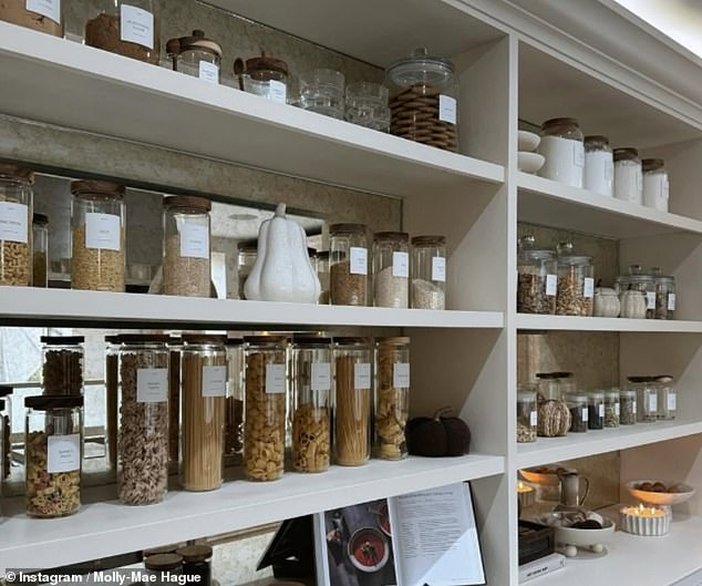 Molly-Mae, the queen of the neutral palette, has shown her commitment to tasteful greys with her kitchen