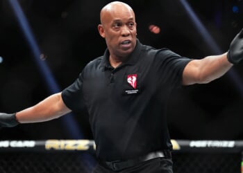 'That's not good' - UFC fans left reeling as viral clip shows referee being rushed for medical help at UFC 324