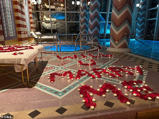 In comparison snaps Lee's almost identical proposal to former flame Alana last year are clear for all to see (Alana's pictured)