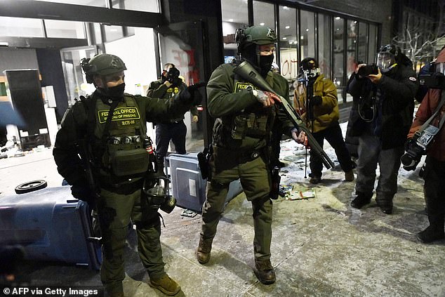 Protestors rioted in front of a Minneapolis Hilton on Sunday night following Pretti's death
