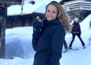 I quit my 9-5 job & made a MILLION planning winter weddings in a very unique way