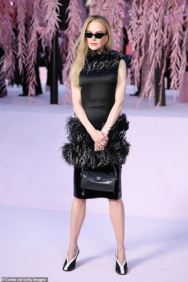 The actress made a stylish appearance at the Chanel show