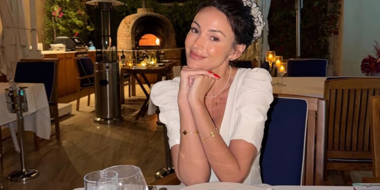 Michelle Keegan vs Essex Mums