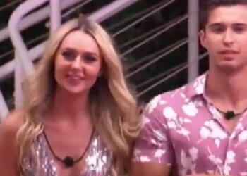 Watch ‘cruel’ moment All Stars bombshell Carrington left US villa stunned with savage Casa Amor twist